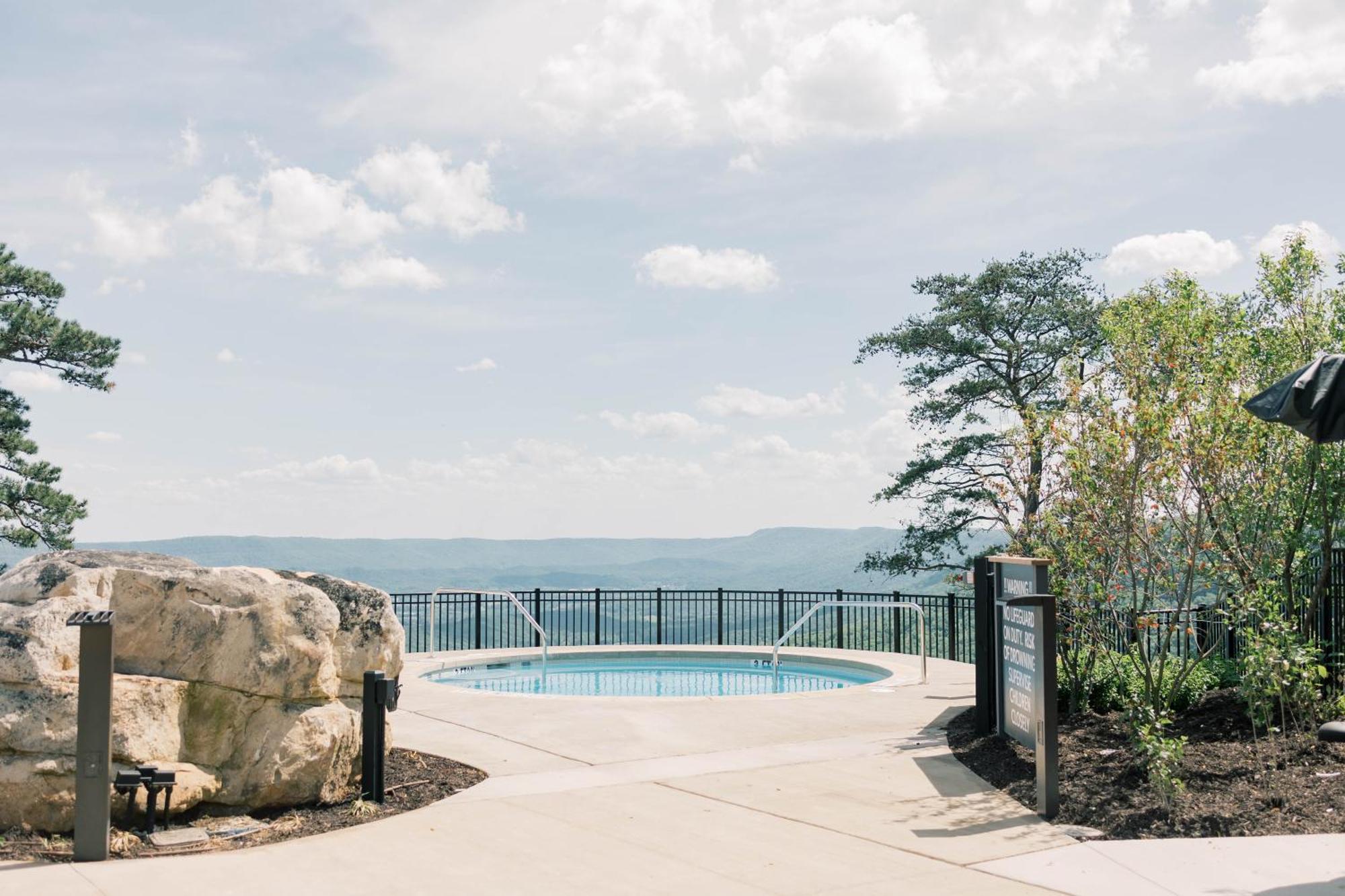 Cloudland At Mclemore Resort Lookout Mountain, Curio By Hilton Rising Fawn Eksteriør billede